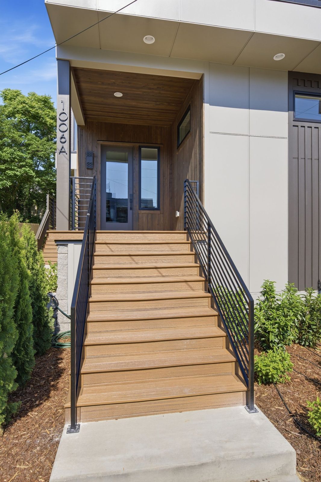 Entry stair