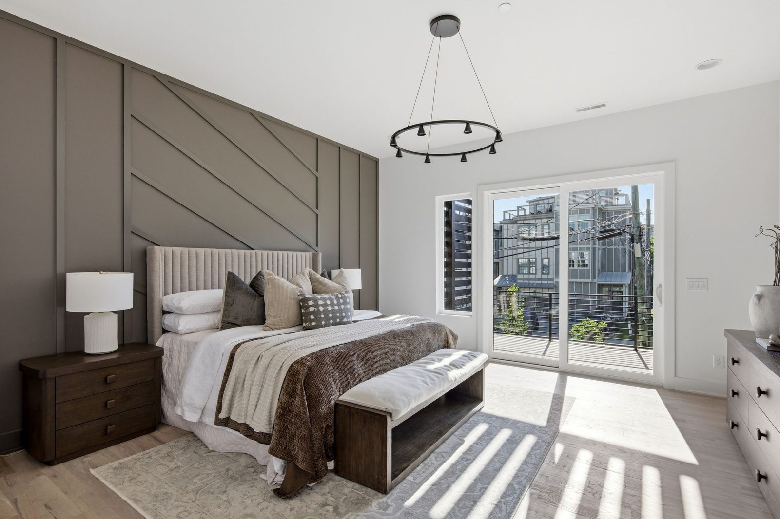 Primary suite