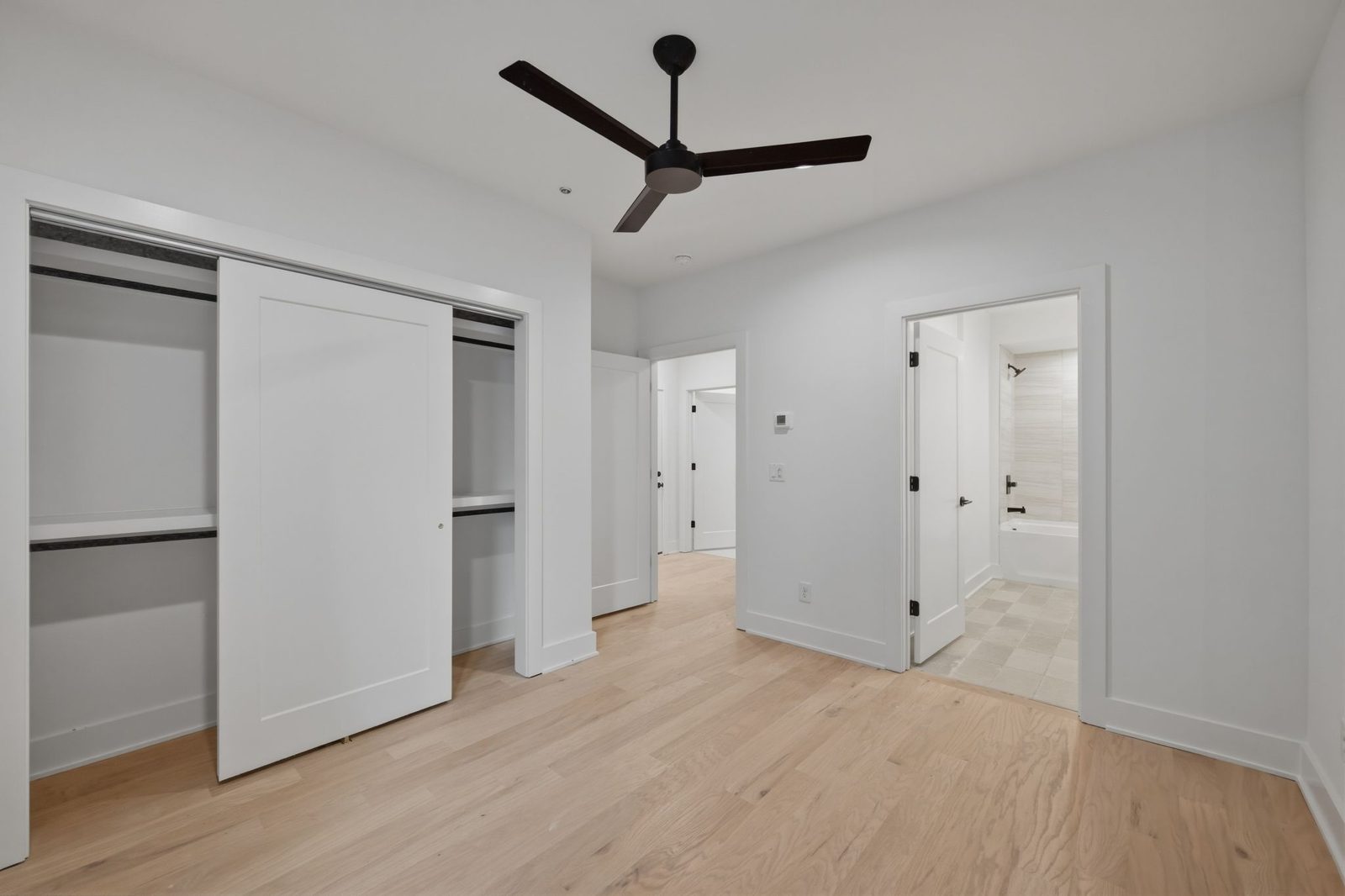 Bedroom & closet